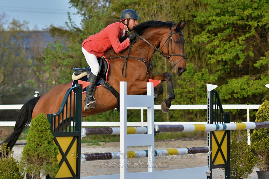 Skoková soutěž stupně „S*“ s návazným rozeskaková$