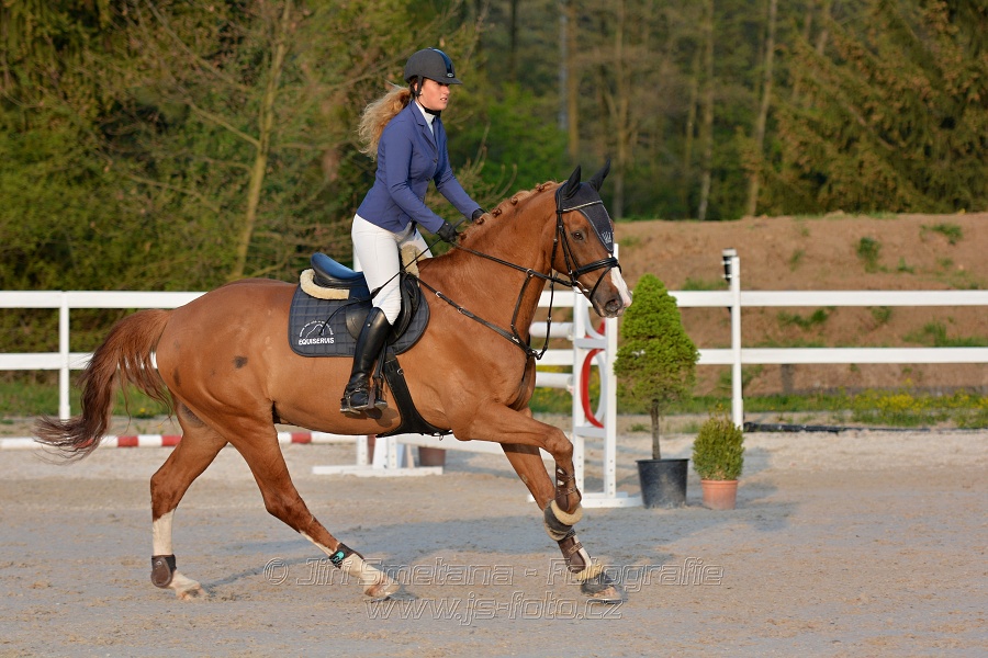 Skoková soutěž stupně „S*“ s návazným rozeskaková$