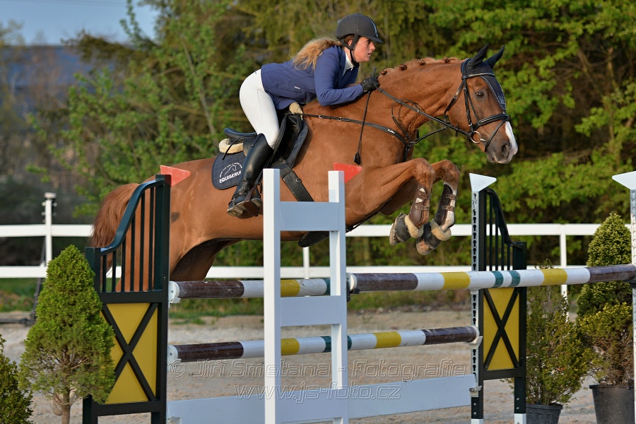 Skoková soutěž stupně „S*“ s návazným rozeskaková$