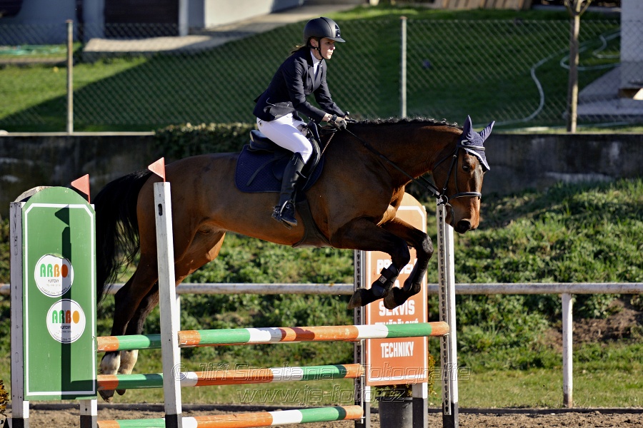 Skoková soutěž „Stupňovaná obtížnost do 100 cm“
