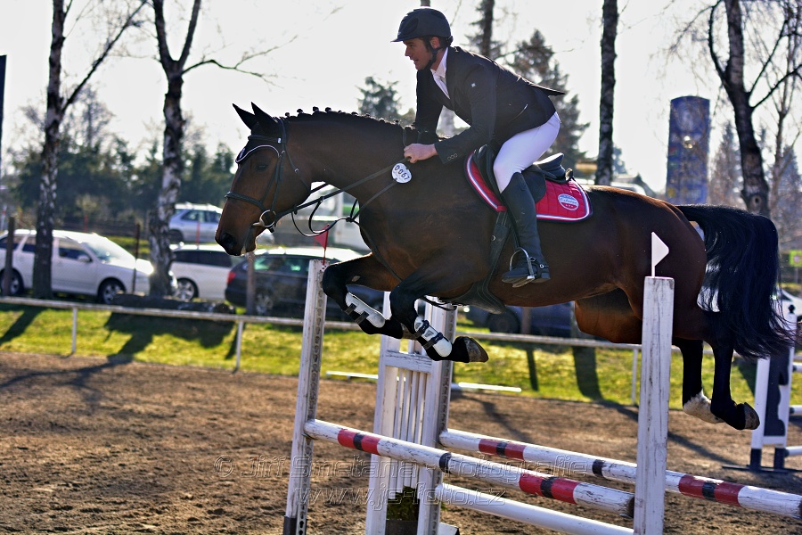 Skoková soutěž „Stupňovaná obtížnost do 100 cm“