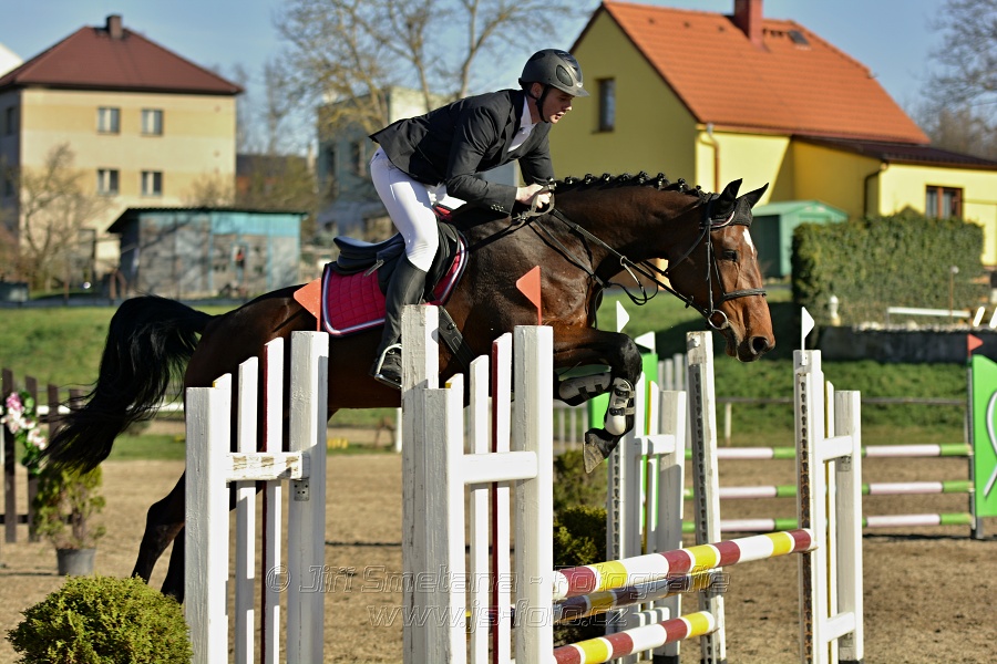 Skoková soutěž „Stupňovaná obtížnost do 100 cm“