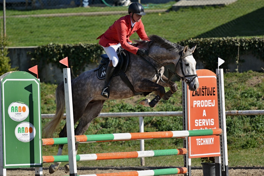 Skoková soutěž „Stupňovaná obtížnost do 100 cm“