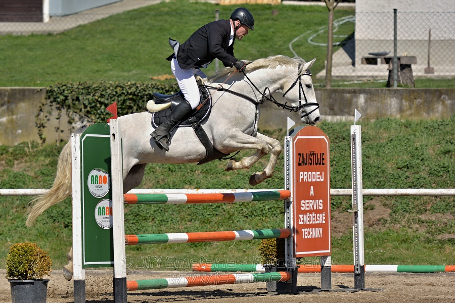 Skoková soutěž stupně „ZL“