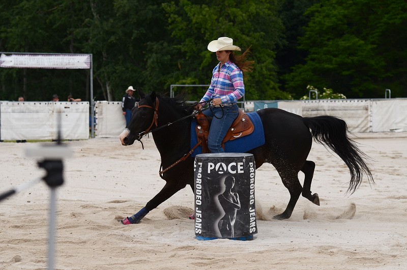 PRORODEO TOUR 2011 HALTER VALLEY